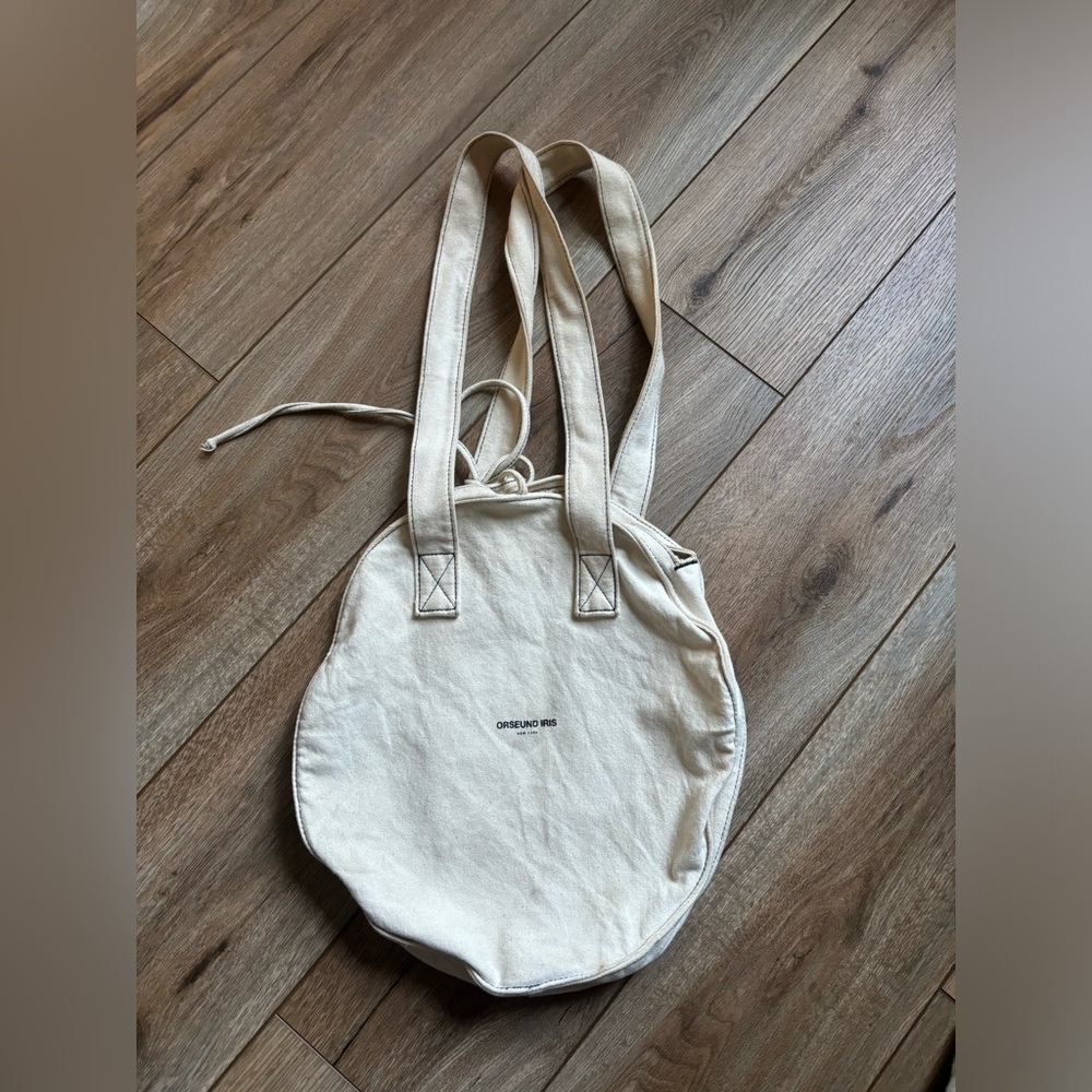 Orseund Iris Circle Tote